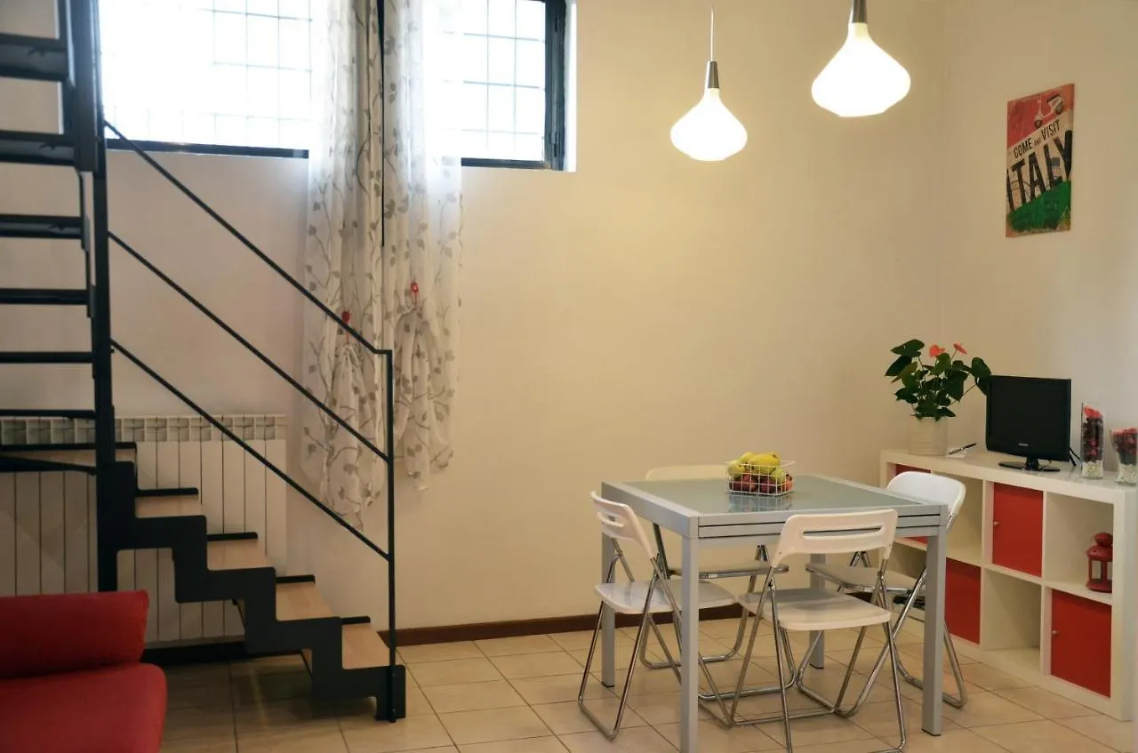 דירות ורונה Flats4Rent Tommaso איטליה